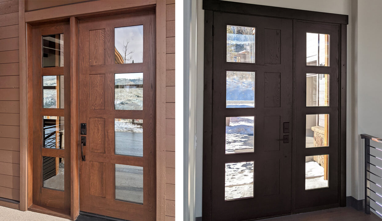 4-panel, 4-lite Door with Sidelite